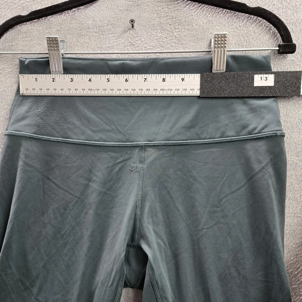 Lululemon Women Activewear Pants 8 Blue Wunder Under HR Capri‎ Yoga Legging